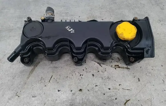 Opel Zafira B Rocker cam cover 55197017