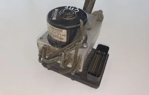 Mercedes-Benz C W203 ABS Pump A0044312912 A0325459132