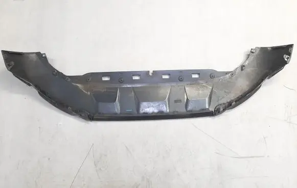 Front bumper lip