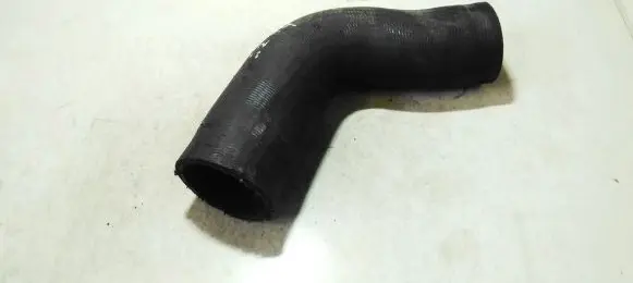 Toyota Avensis T220 Intercooler hose/pipe