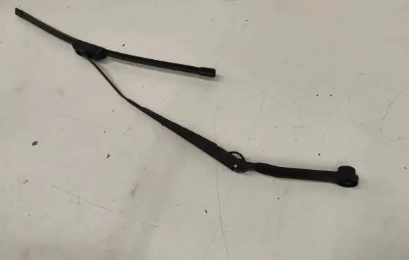 Mazda 6 Front wiper blade arm J25ALD1271