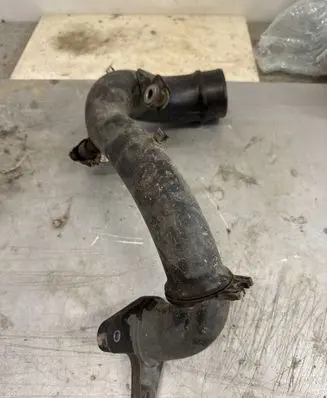 Renault Master III Engine coolant pipe/hose 165763705r