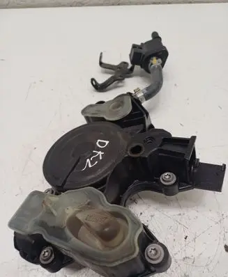 Volkswagen Golf VIII Oil breather separator 06K103495BL