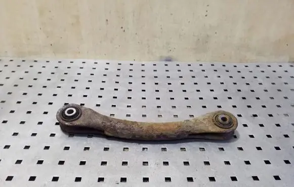 Ford Kuga II Rear control arm