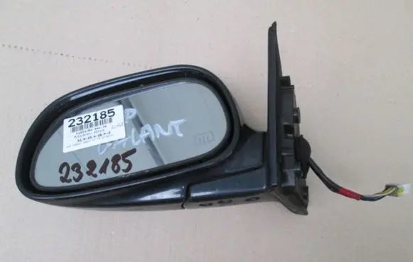 Mitsubishi Galant Front door electric wing mirror