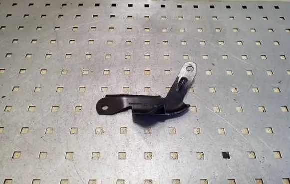 Peugeot 208 I Fuel pump bracket 9685249580