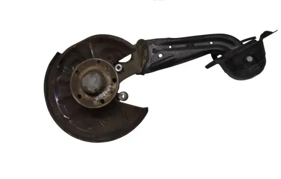 Rear wheel hub