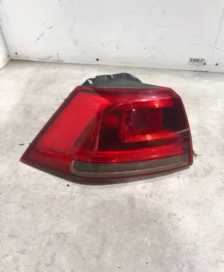 Volkswagen Golf VII Rear/tail lights 5G0945095M