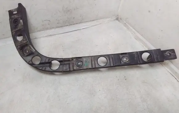 Seat Altea Bumper support mounting bracket corner 5P0807864B