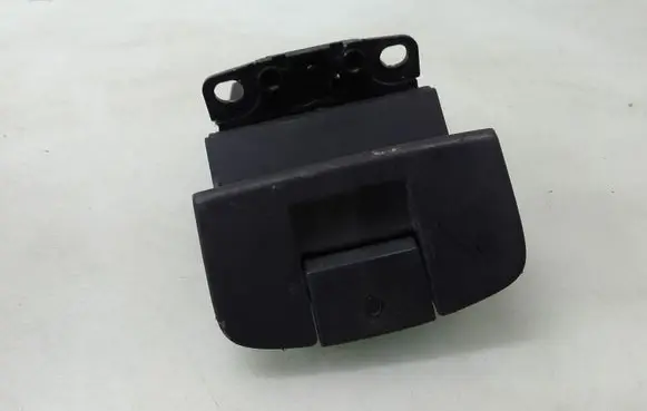 Renault Espace - Grand espace IV Hand parking brake switch 8200048590