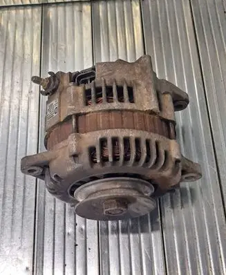 Nissan Almera N16 Generator/alternator 23100BN305 231100724B