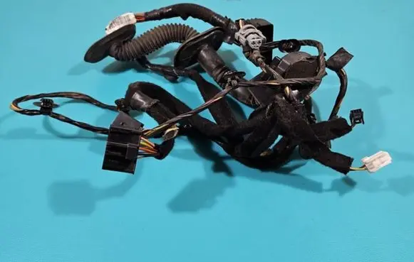 Renault Master III Front door wiring loom 241250833R IMPRK1402517