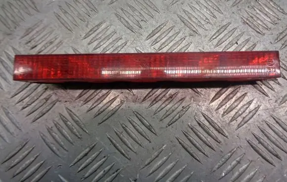 Ford Mondeo Mk III Third/center stoplight 1S71-13A613-AC