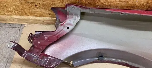 Nissan Primera Fender