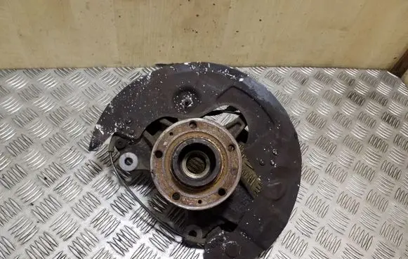 Citroen C4 Grand Picasso Front wheel hub