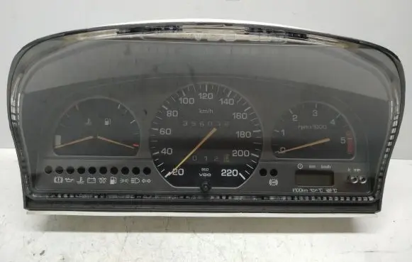 Speedometer (instrument cluster)