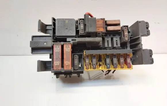 Mercedes-Benz GLC X253 C253 Fuse module A2059067200
