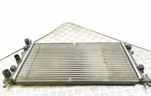 Skoda Fabia Mk2 (5J) Coolant radiator 6R0121253J 6R0121253Q 33570001