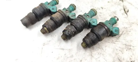 Ford Sierra Fuel injectors set 0280150743