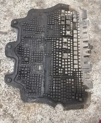 Seat Alhambra (Mk2) Engine splash shield/under tray 7N0825235B