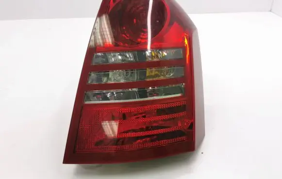Chrysler 300 - 300C Rear/tail lights E110213