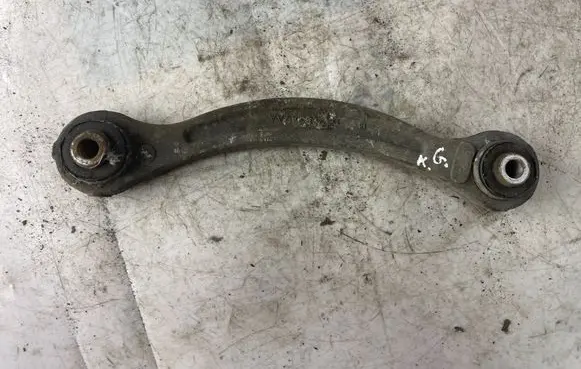 Chrysler 300 - 300C Rear control arm