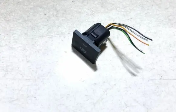 Ford Focus Windscreen/window heater switch 7m5t13k574aa