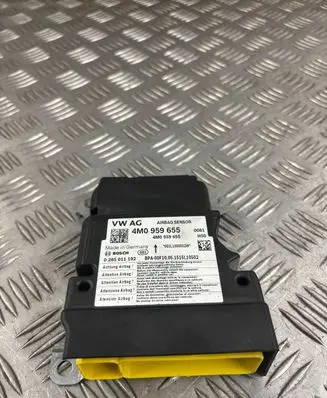 Audi Q7 4M Airbag control unit/module 4M0959655