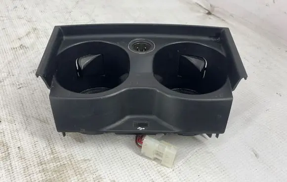 BMW 5 G30 G31 G38 Cup holder front 6801508 187013