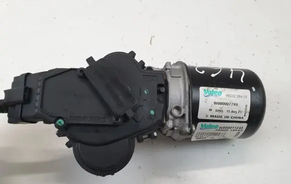 Nissan Juke I F15 Wiper motor W000011243 W000007799