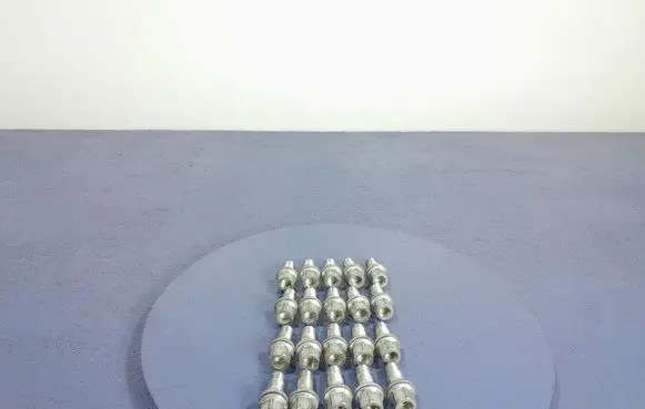 Audi A8 S8 D2 4D Nuts/bolts 