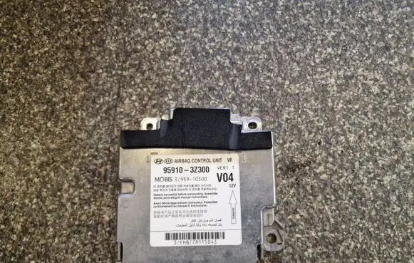 Hyundai i40 Airbag control unit/module 959103Z300