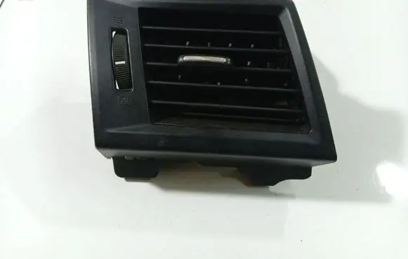 Subaru Legacy Dash center air vent grill 