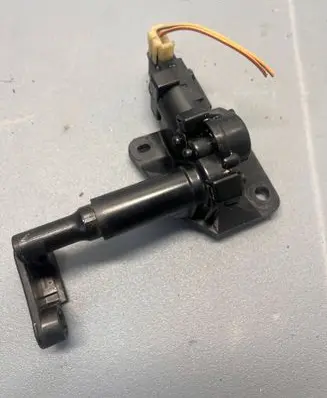 Chrysler Voyager Vent window/glass motor 014608