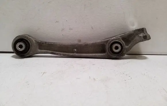 Front lower control arm/wishbone