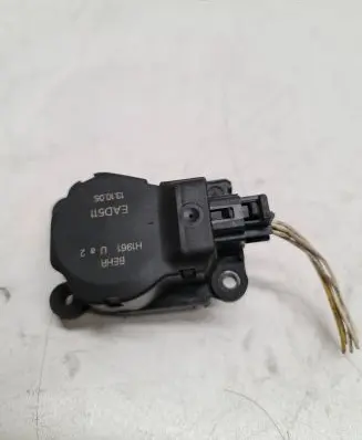 Opel Movano A Air flap motor/actuator H1961 EAD511