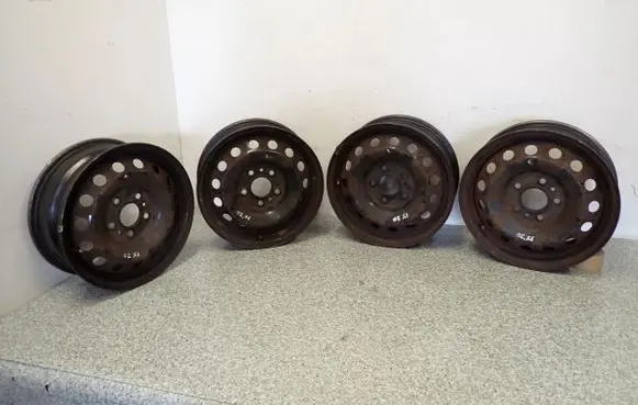 Hyundai ix20 R15 steel rim 