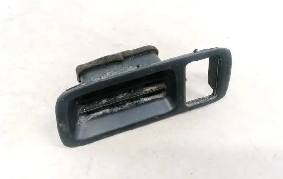 Honda CR-V Dash center air vent grill