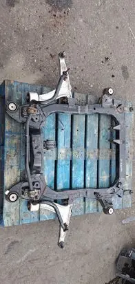 Opel Vectra C Front subframe 7100572