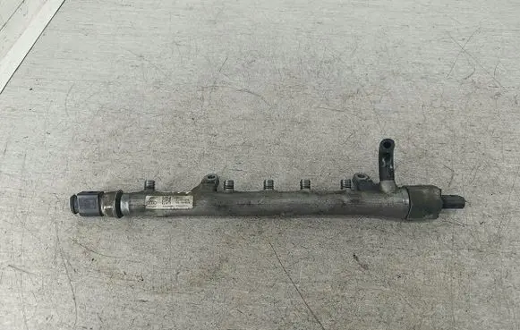 Seat Ibiza IV (6J,6P) Fuel main line pipe 03L130089B