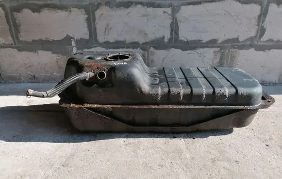 KIA Sorento Fuel tank 