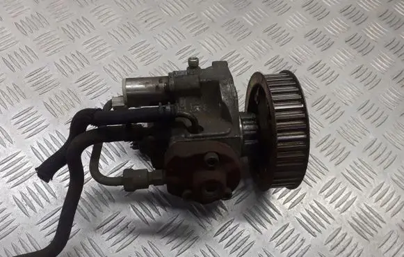 Toyota Corolla E120 E130 Fuel injection high pressure pump 22100-0G010