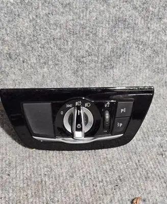 BMW 5 G30 G31 Light switch 9472967 18347910 305496793070B