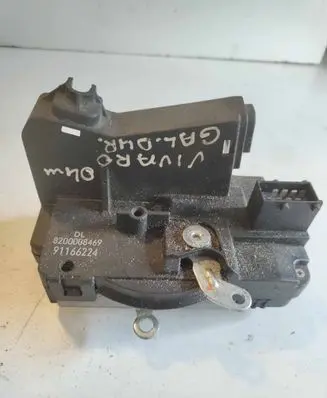 Suzuki Grand Vitara I Rear door lock 8200008469
