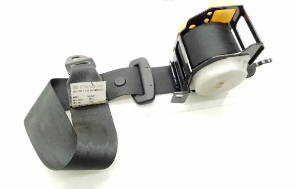 Mazda CX-5 Rear seatbelt