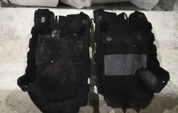 Opel Mokka X Front floor carpet liner 464654354 42526630