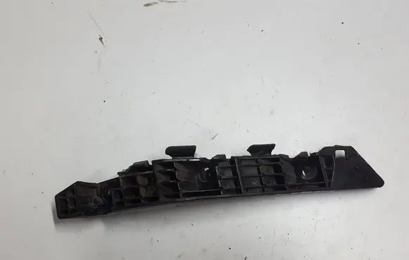 KIA Sportage Front bumper mounting bracket