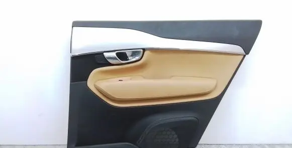 Volvo XC90 Rear door card panel trim 31393116
