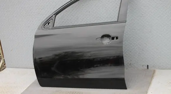 Mitsubishi L200 Front door MITSUBISHI5700B793 5700B793