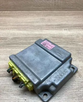 Mazda Premacy Airbag control unit/module C10057K30A 3321849 USED